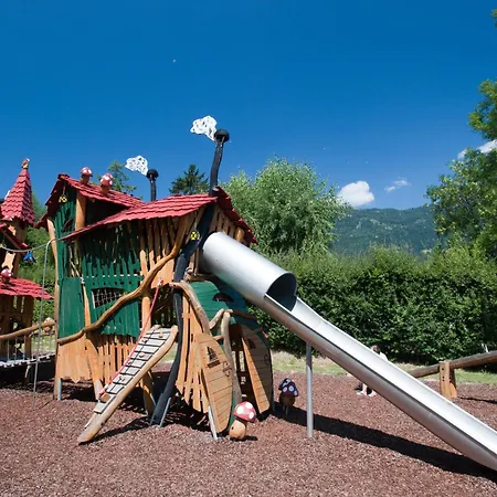 Seecamping Berghof - Mobilheime * Landskron