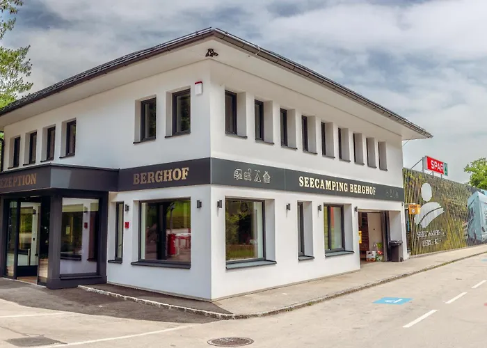 Seecamping Berghof - Mobilheime * Landskron